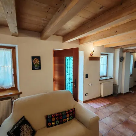 In Cima Contrada Apartment *