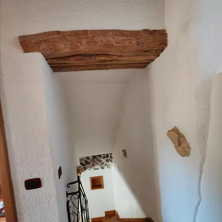 In Cima Contrada Apartment *