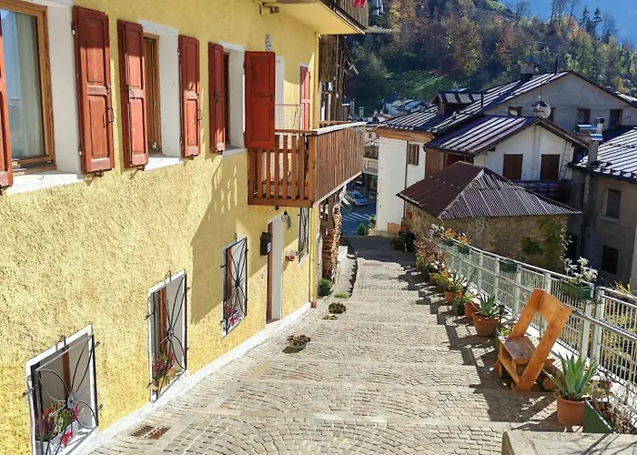 In Cima Contrada *
