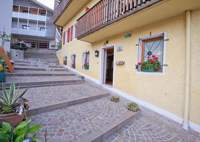 In Cima Contrada